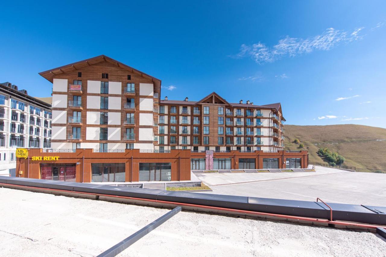 Very Fast Wifi And Own Park Place!! Gudauri Exterior foto